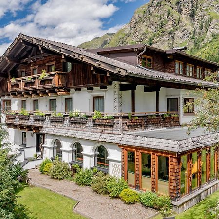 Landhaus Edelweiss Hotel Sankt Leonhard im Pitztal Kültér fotó