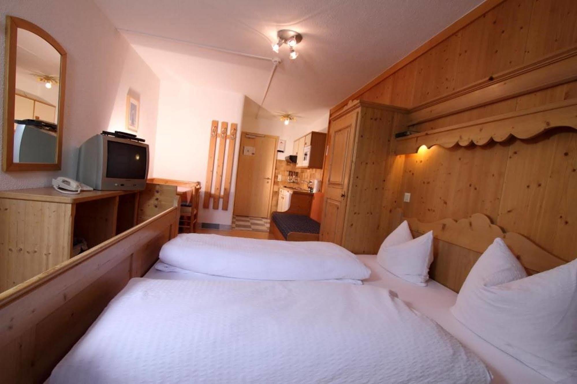 Landhaus Edelweiss Sankt Leonhard im Pitztal Kültér fotó