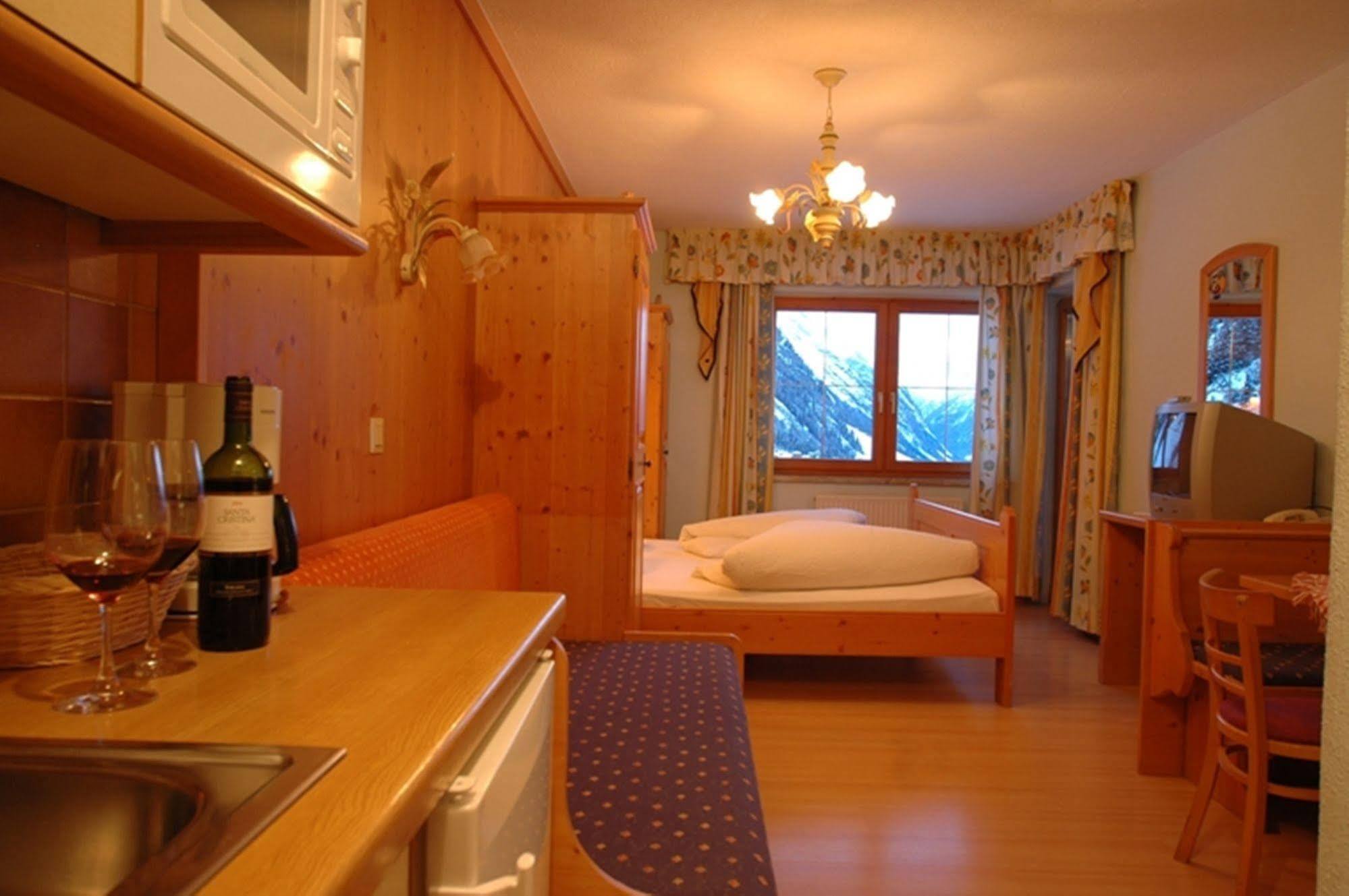 Landhaus Edelweiss Sankt Leonhard im Pitztal Kültér fotó